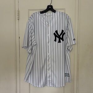 Majestic White and Black Jersey Shirt